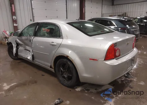 2009 Chevrolet Malibu Ls z USA, uszkodzony, nr VIN 1G1ZG57B89F238902